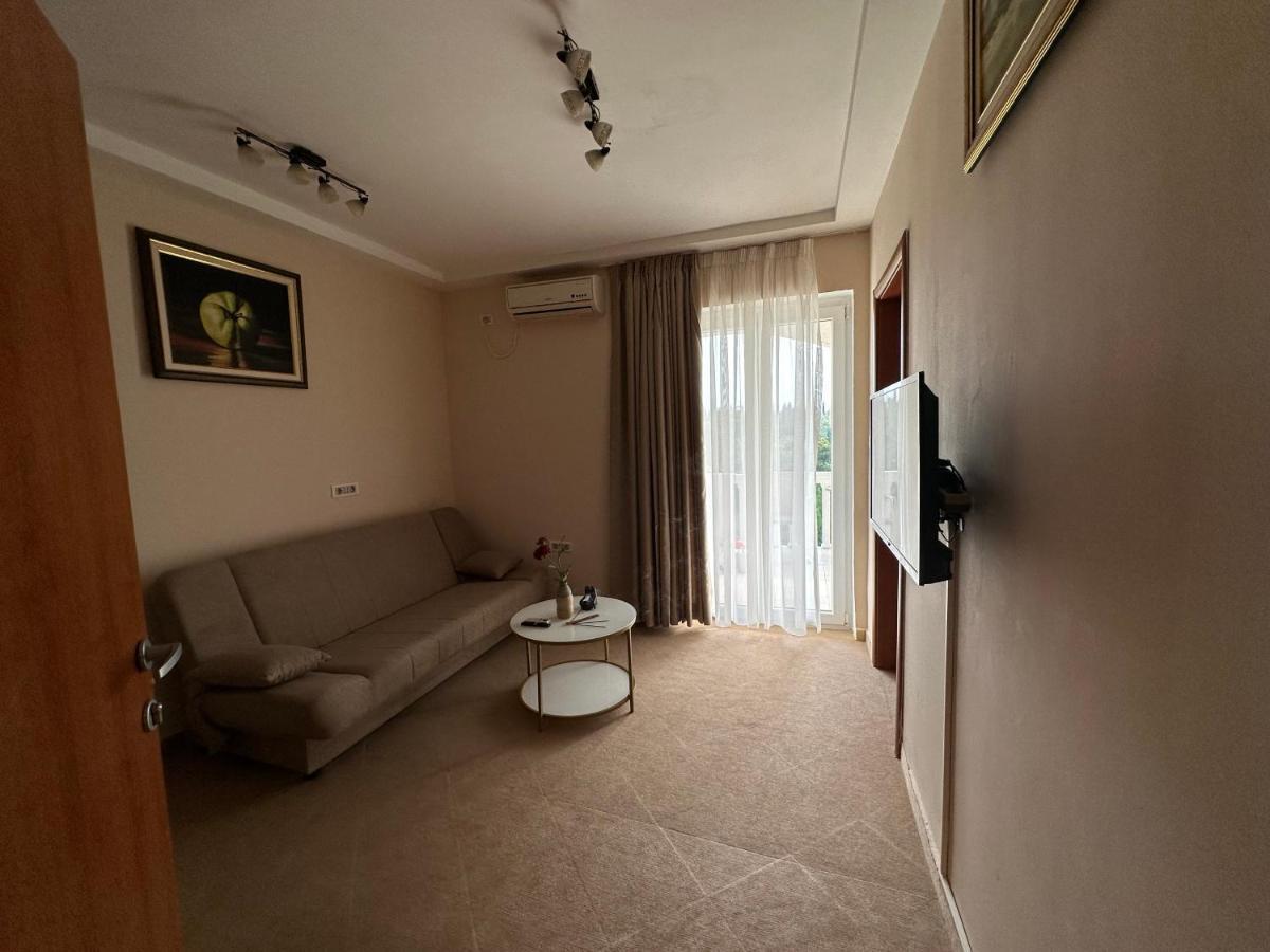 Vila Danica Tivat Apartment Exterior photo