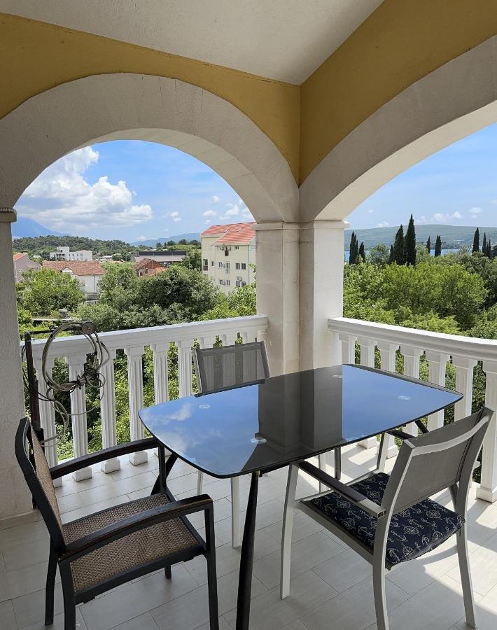 Vila Danica Tivat Apartment Exterior photo