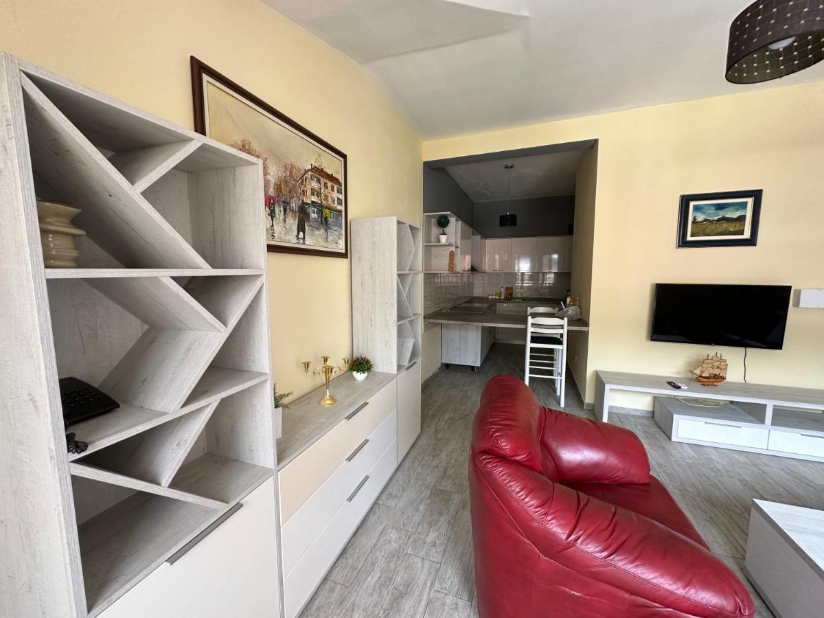 Vila Danica Tivat Apartment Exterior photo